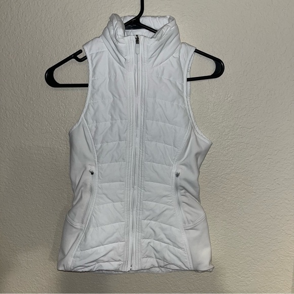 Lululemon Another Mile Vest White (First Release) Size 2 - Picture 1 of 9